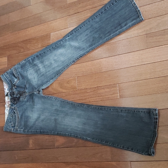 Blue Crush Denim - Blue Crush flare jeans